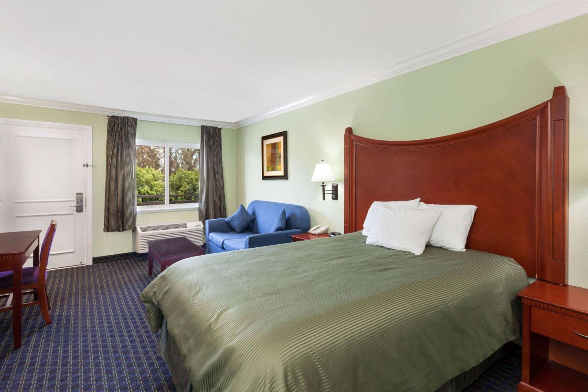 Travelodge By Wyndham Orange County Airport/ Costa Mesa Eksteriør bilde