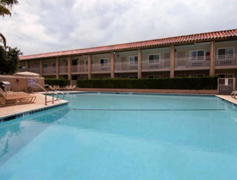 Travelodge By Wyndham Orange County Airport/ Costa Mesa Eksteriør bilde